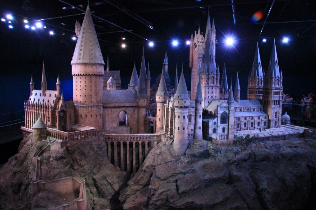 Hogwarts School